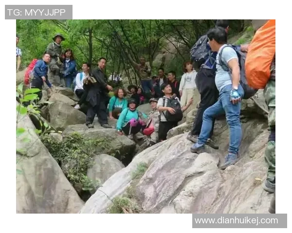 西安攀岩队战术揭秘:探索团队协作与技术提升的成功之道 西安攀岩队战术揭秘:探索团队协作与技术提升的成功之道